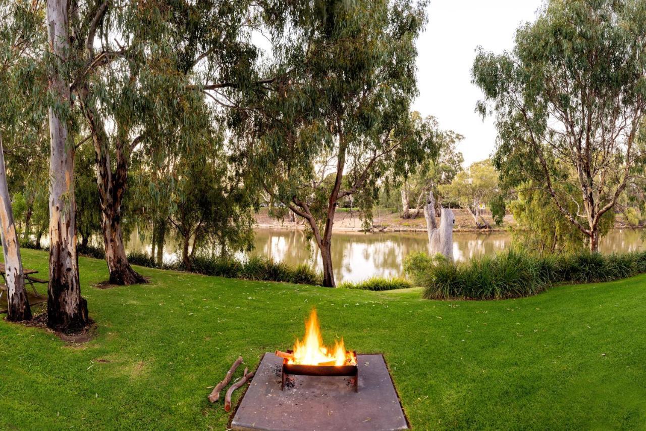 Big4 Deniliquin Holiday Park Exterior photo